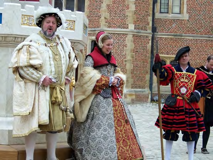 Private Tudor Costume Tour